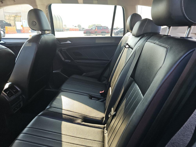 2024 Volkswagen Tiguan SE Wolfsburg Edition photo 5