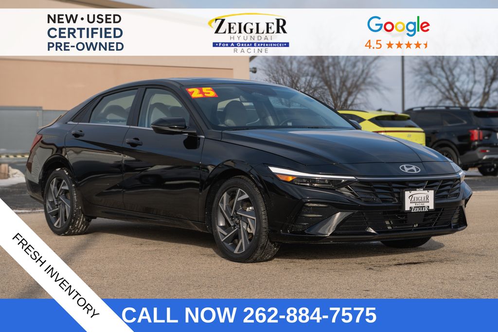 2025 Hyundai Elantra Limited's photo