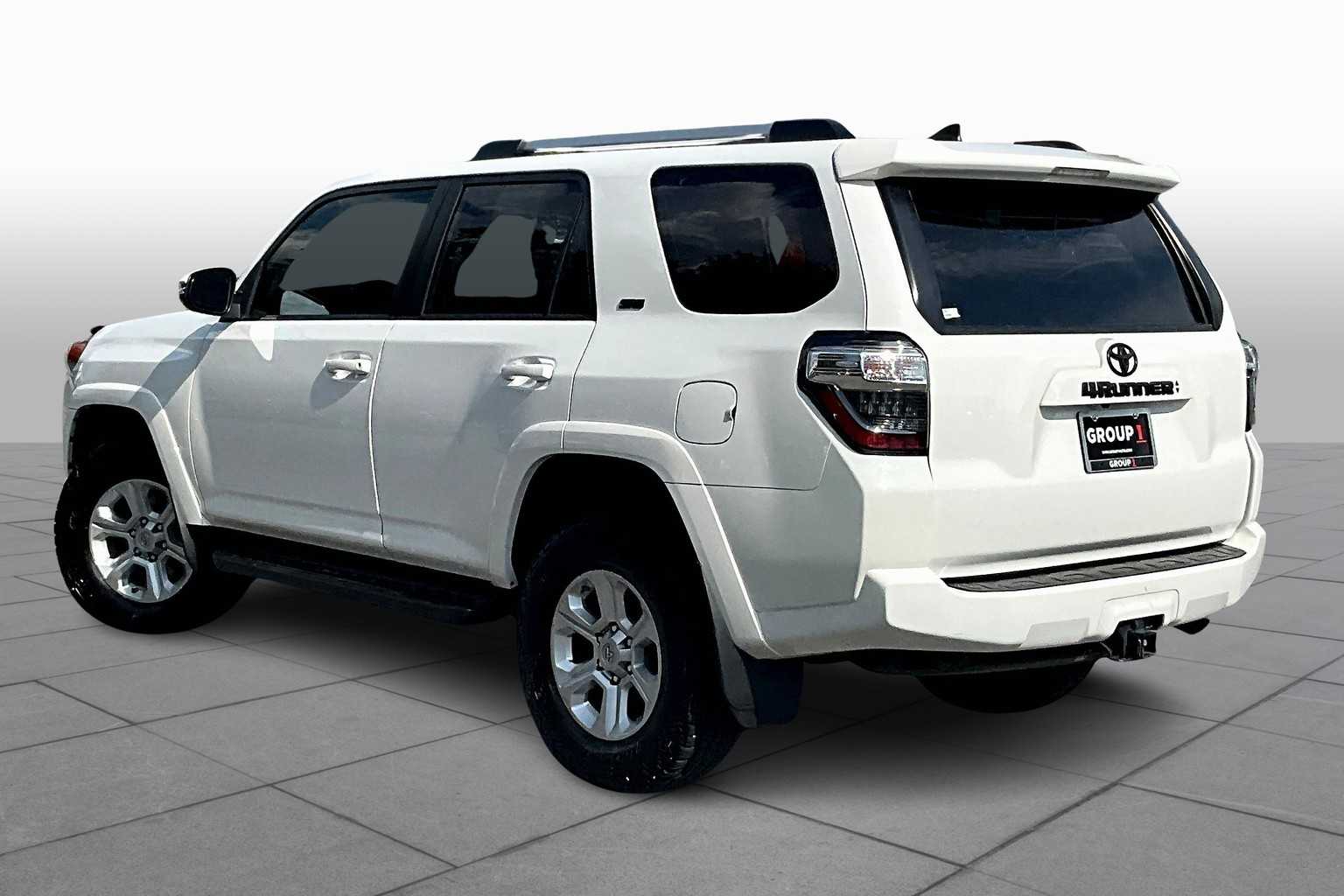 2021 Toyota 4Runner SR5 Premium photo 11