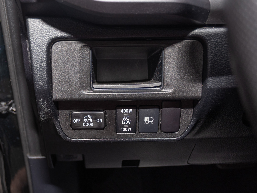 2019 Toyota Tacoma TRD Sport photo 11