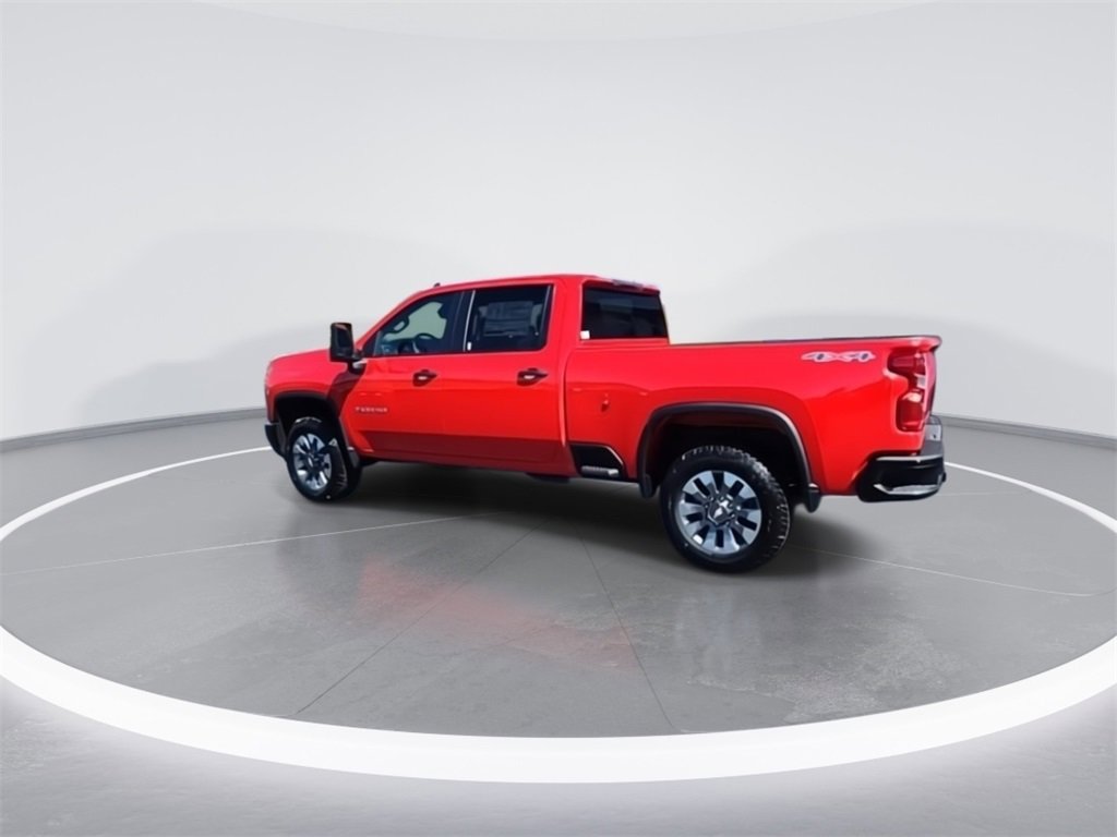 2025 Chevrolet Silverado 2500HD Custom photo 6