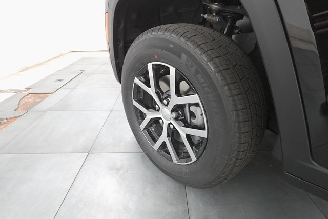 2025 Jeep Grand Cherokee Limited photo 30