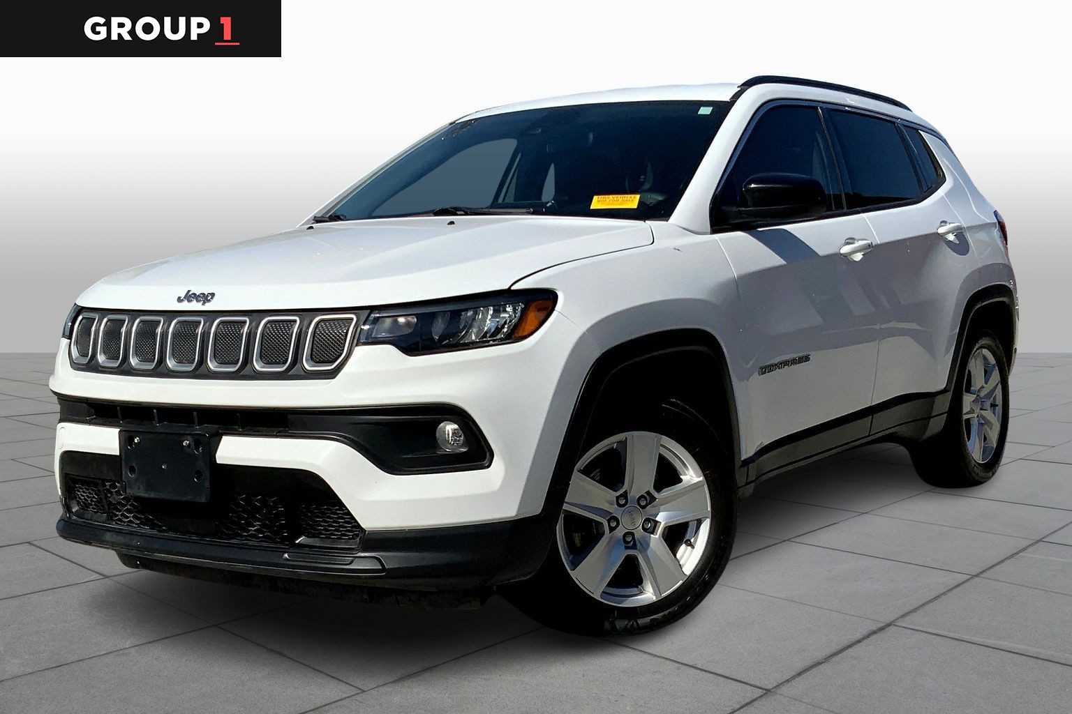 2022 Jeep Compass Latitude's photo