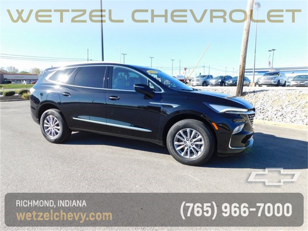 2023 Buick Enclave Essence's photo