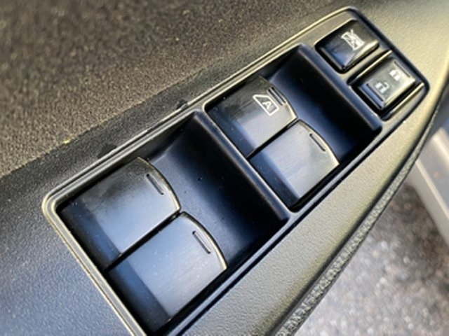 2011 Subaru Legacy 2.5i photo 14
