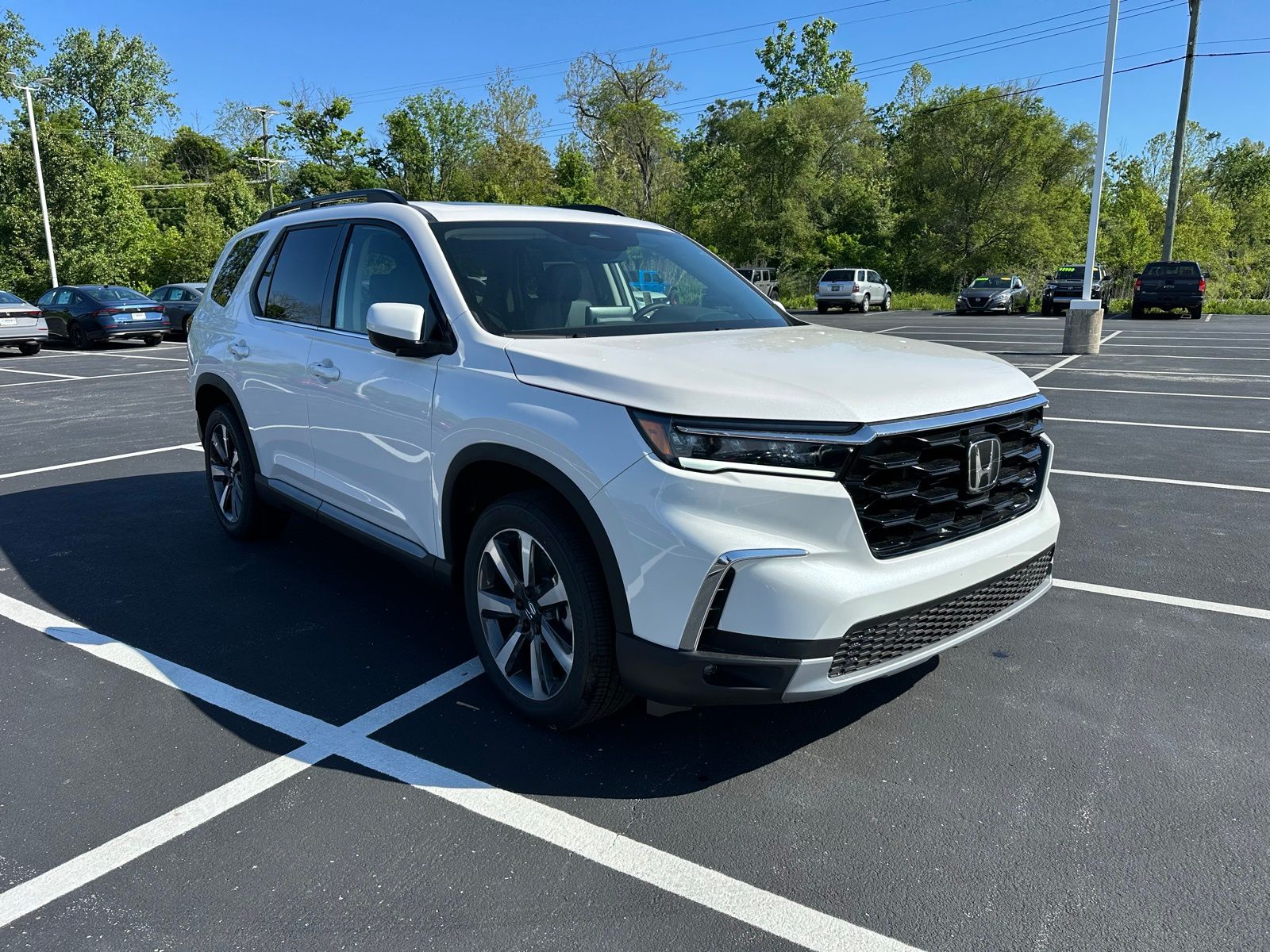 2025 Honda Pilot Touring photo 6
