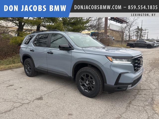 2025 Honda Pilot TrailSport's photo