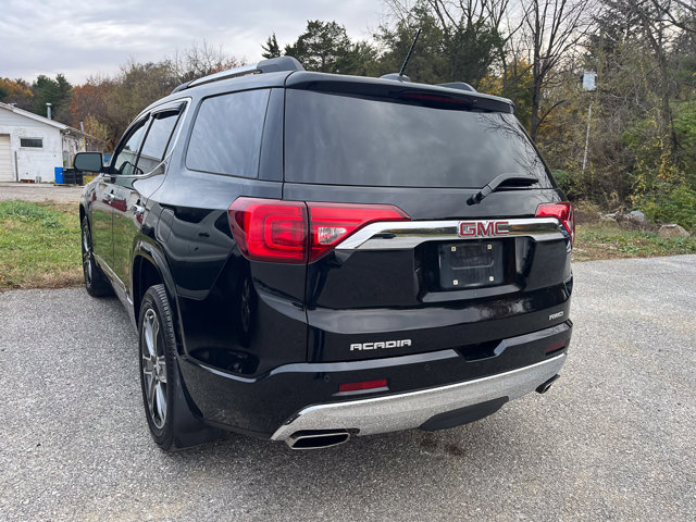 2018 Gmc Acadia Denali photo 4