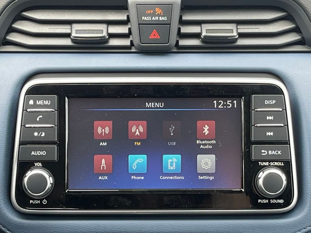 2025 Nissan Versa SV photo 22
