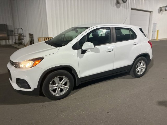 Used 2019 Chevrolet Trax LS with VIN 3GNCJKSB1KL397977 for sale in Kansas City