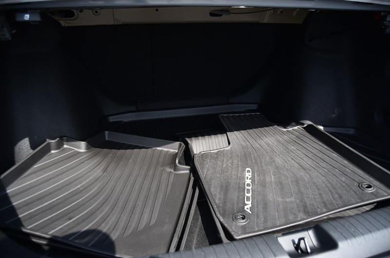 2025 Honda Accord SE photo 23