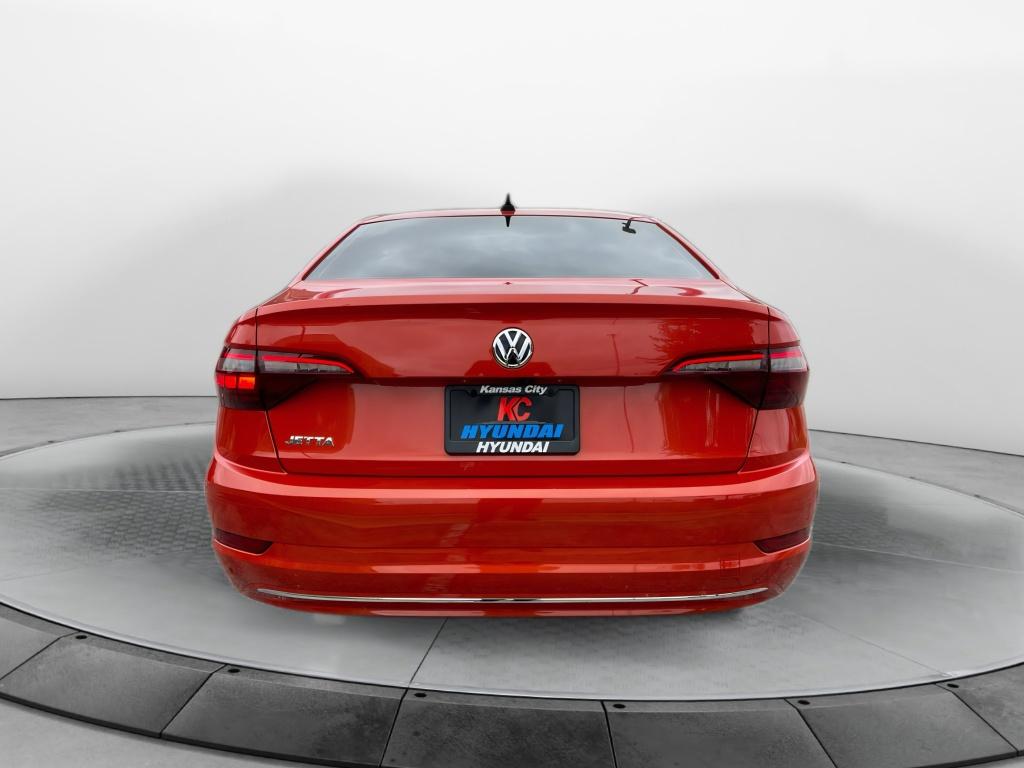 2021 Volkswagen Jetta R-Line photo 4