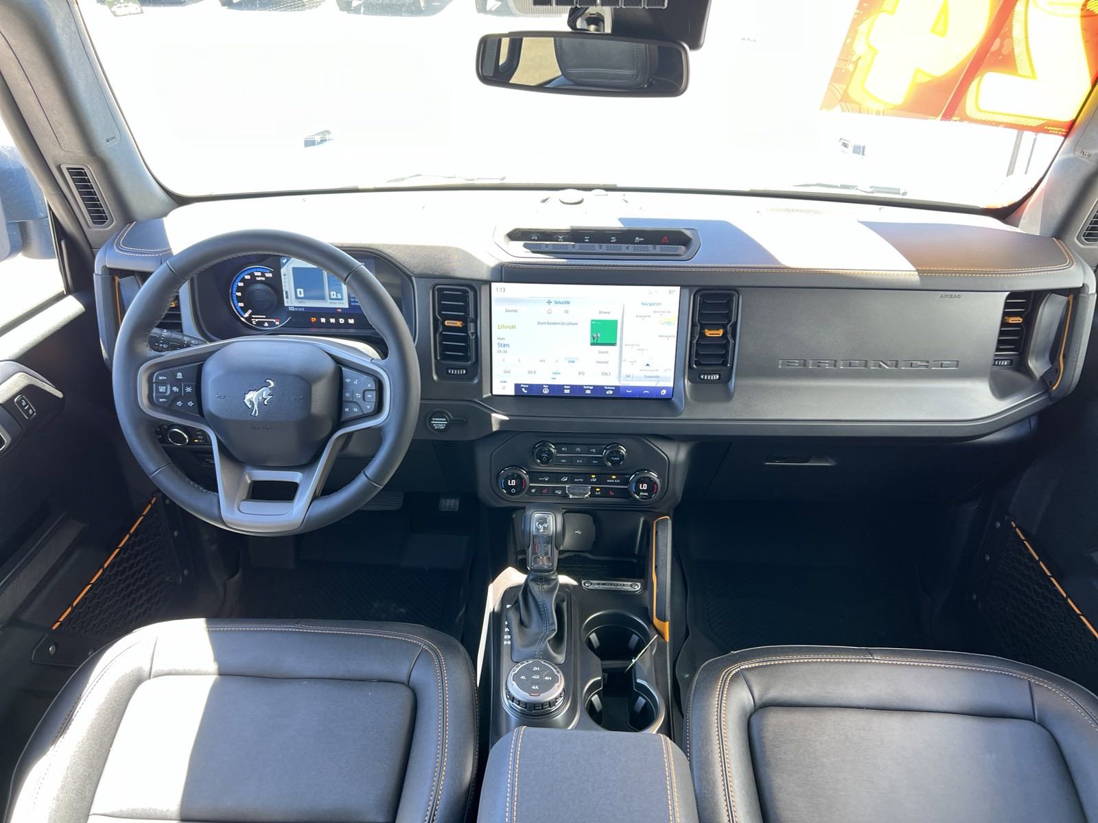2024 Ford Bronco Badlands photo 10