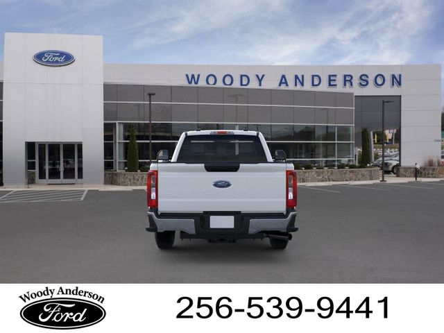 2025 Ford F-250 photo 5