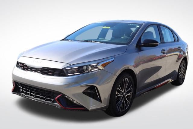 2023 Kia Forte GT-Line photo 4