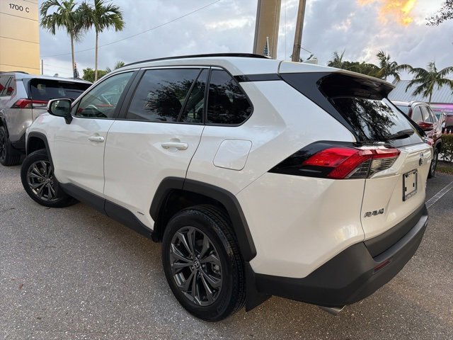 2023 Toyota RAV4 XLE Premium photo 2