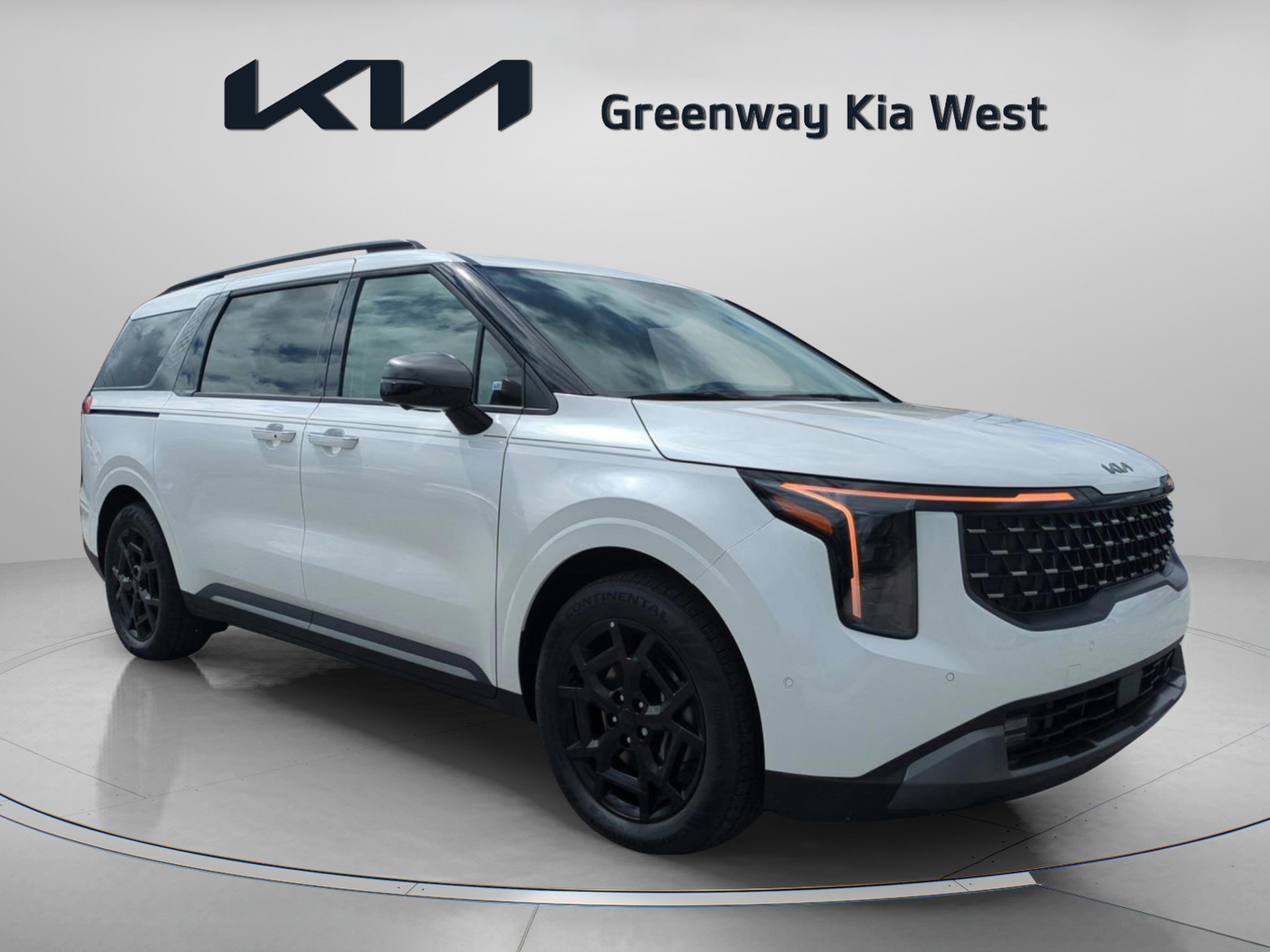 2026 Kia Carnival SX's photo