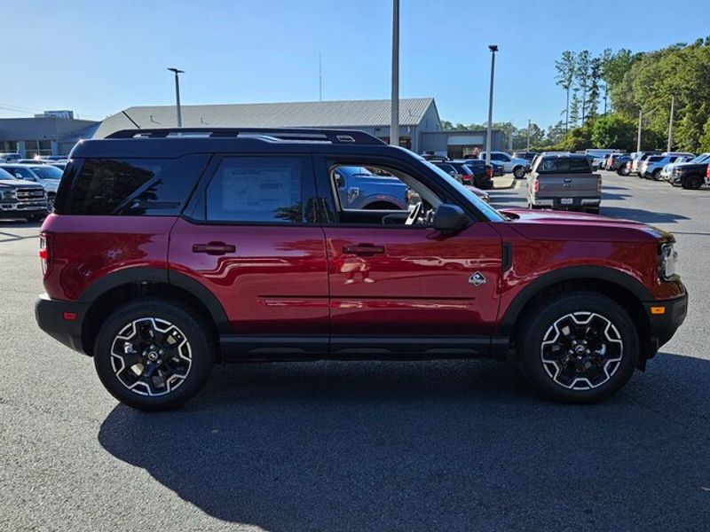 2025 Ford Bronco Sport Outer Banks photo 11