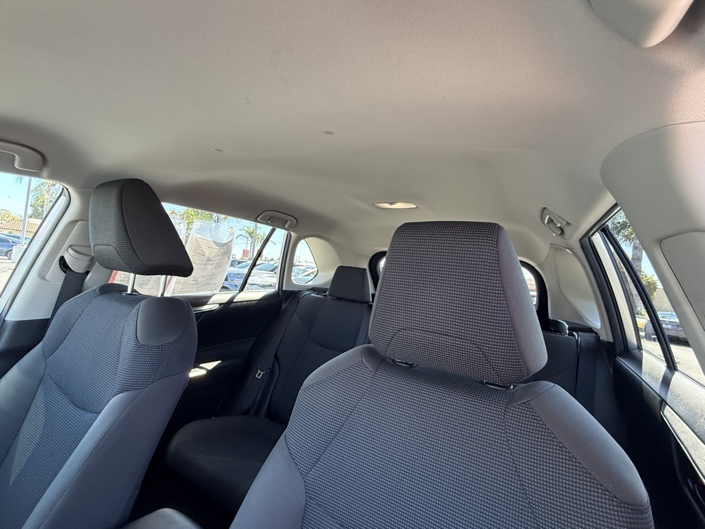 2023 Toyota RAV4 Hybrid LE photo 15
