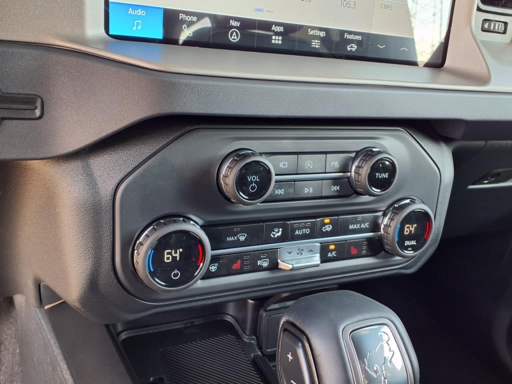 2025 Ford Bronco Outer Banks photo 10