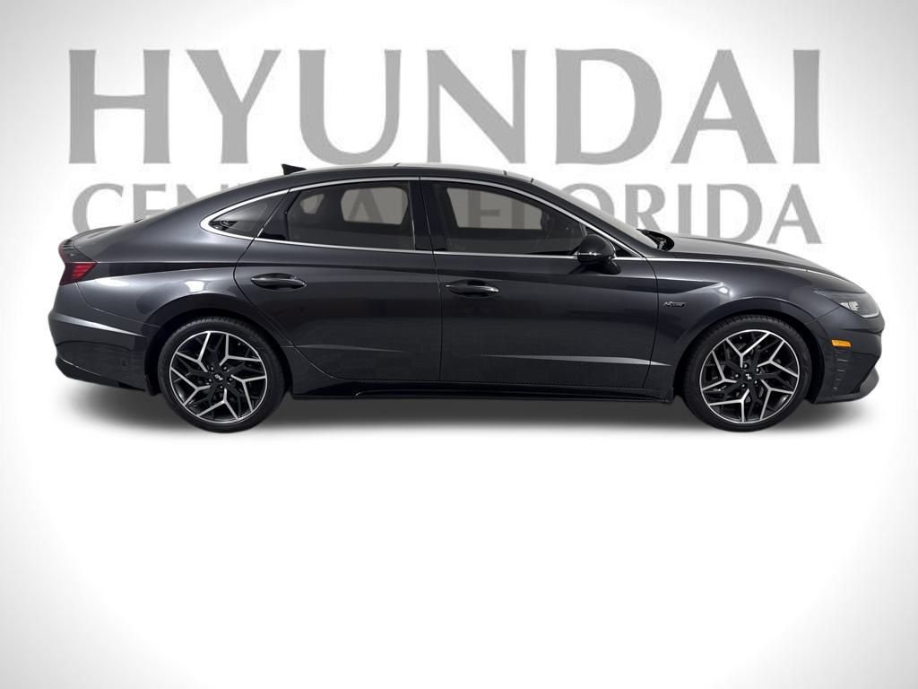 2022 Hyundai Sonata N Line photo 2
