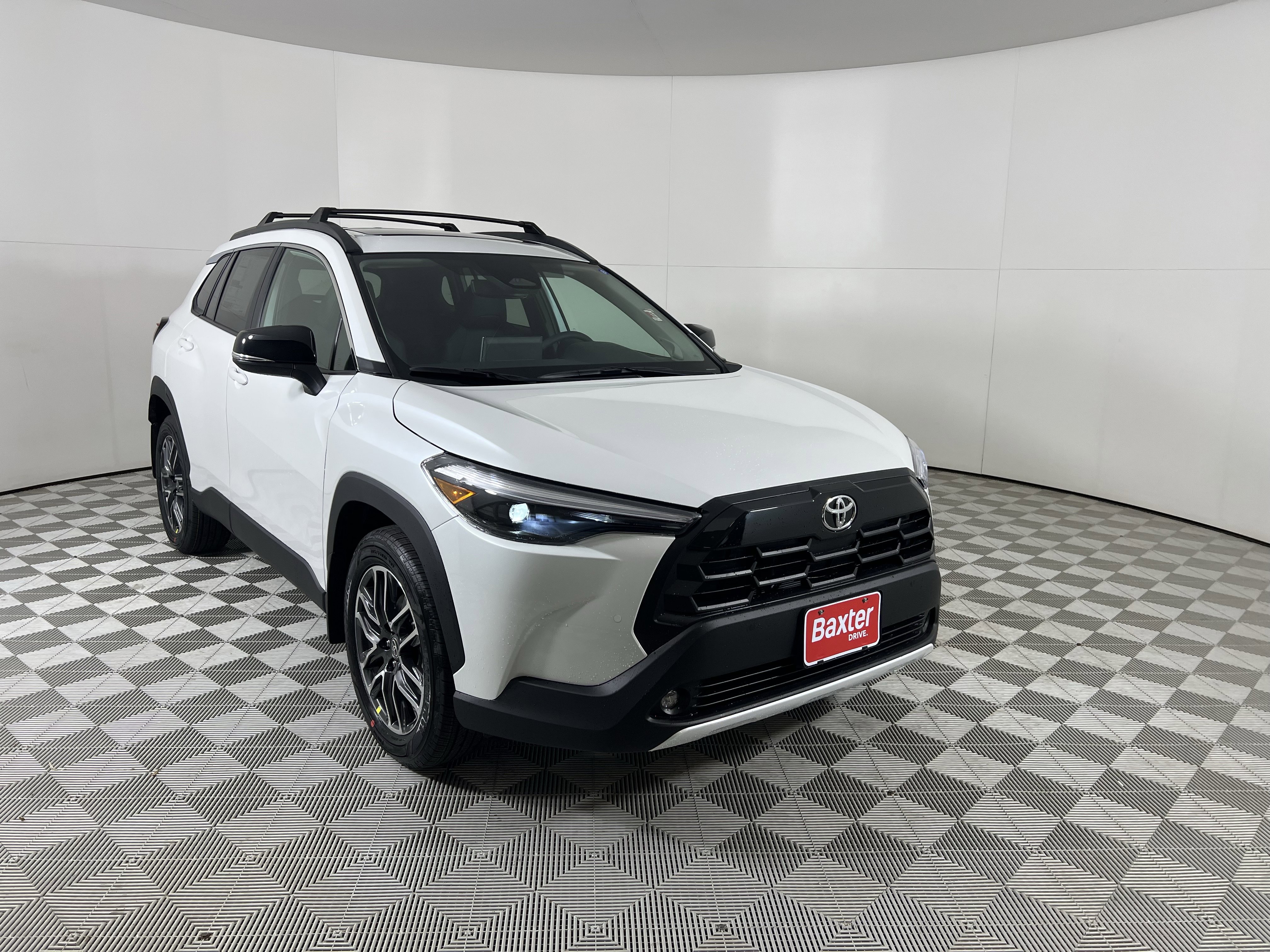 2026 Toyota Corolla Cross XLE's photo