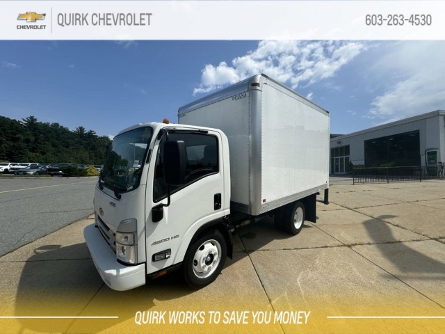 2025 Chevrolet Low Cab Forward 4500 BASE