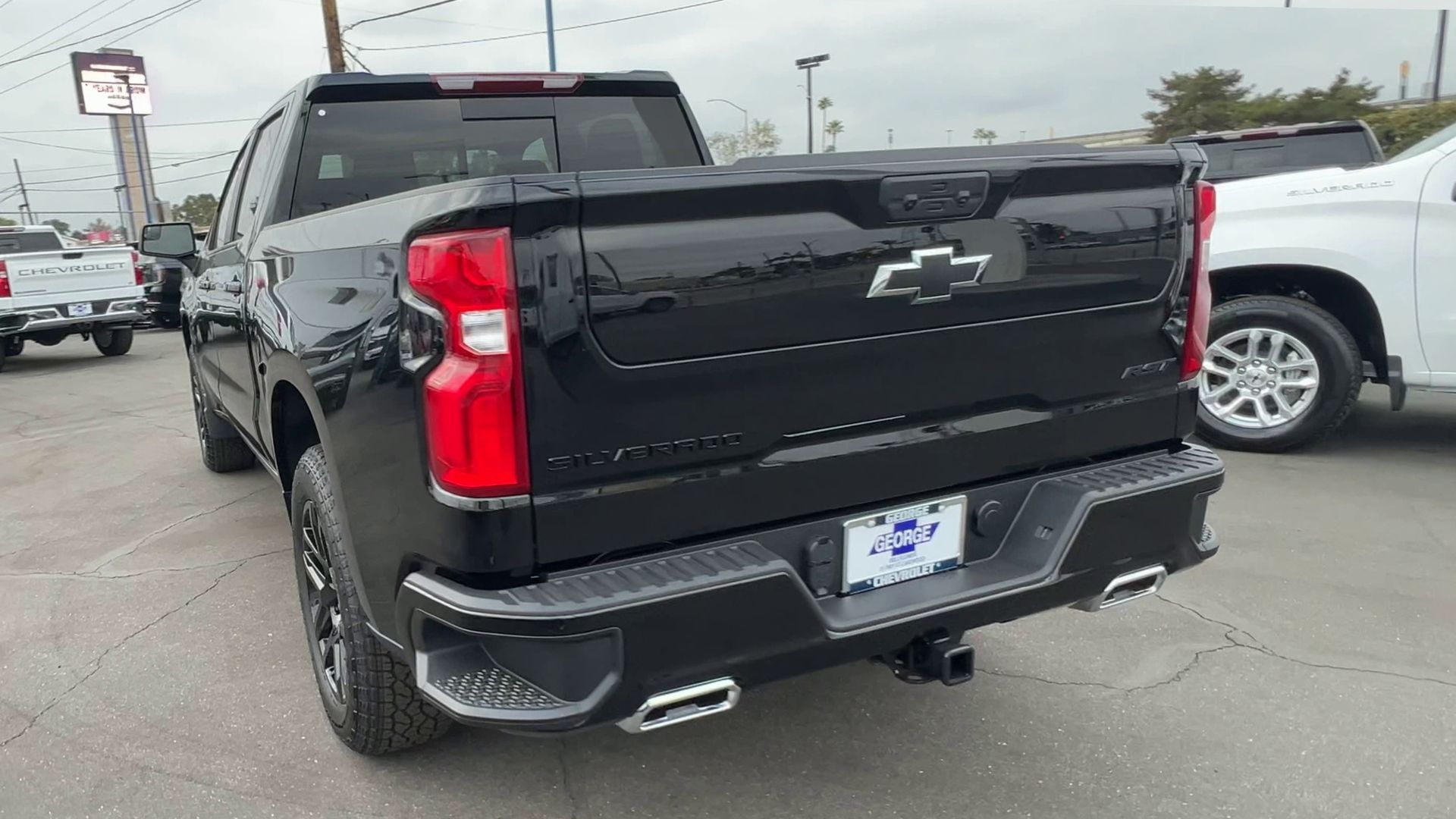 2026 Chevrolet Silverado 1500 RST photo 37