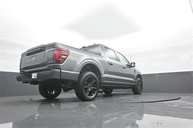 2025 Ford F-150 Platinum photo 31