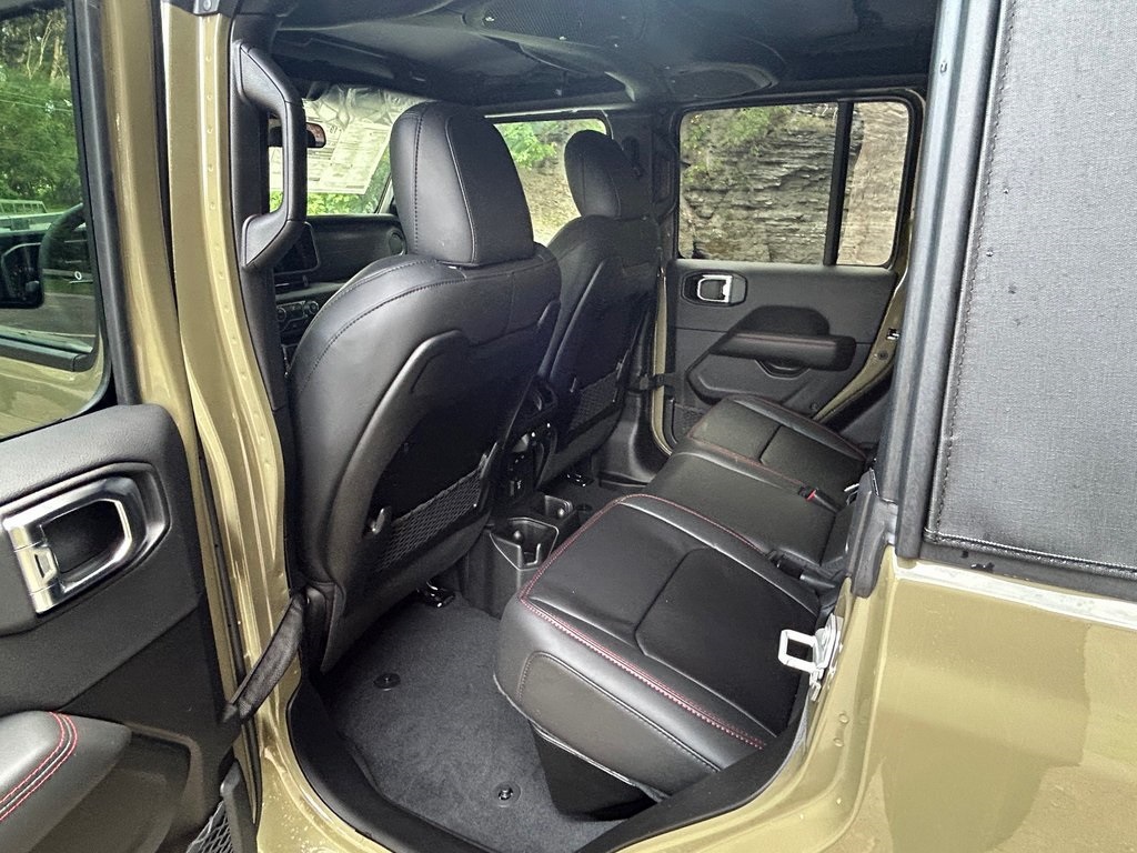 2025 Jeep Gladiator Rubicon photo 23