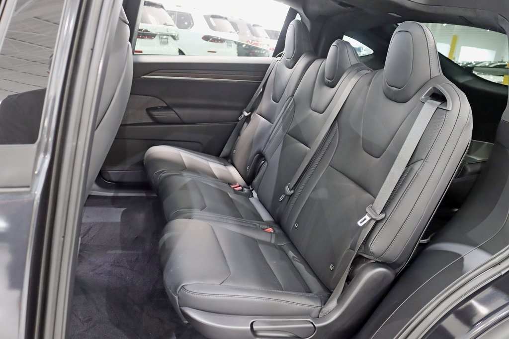 2025 Tesla Model X photo 24