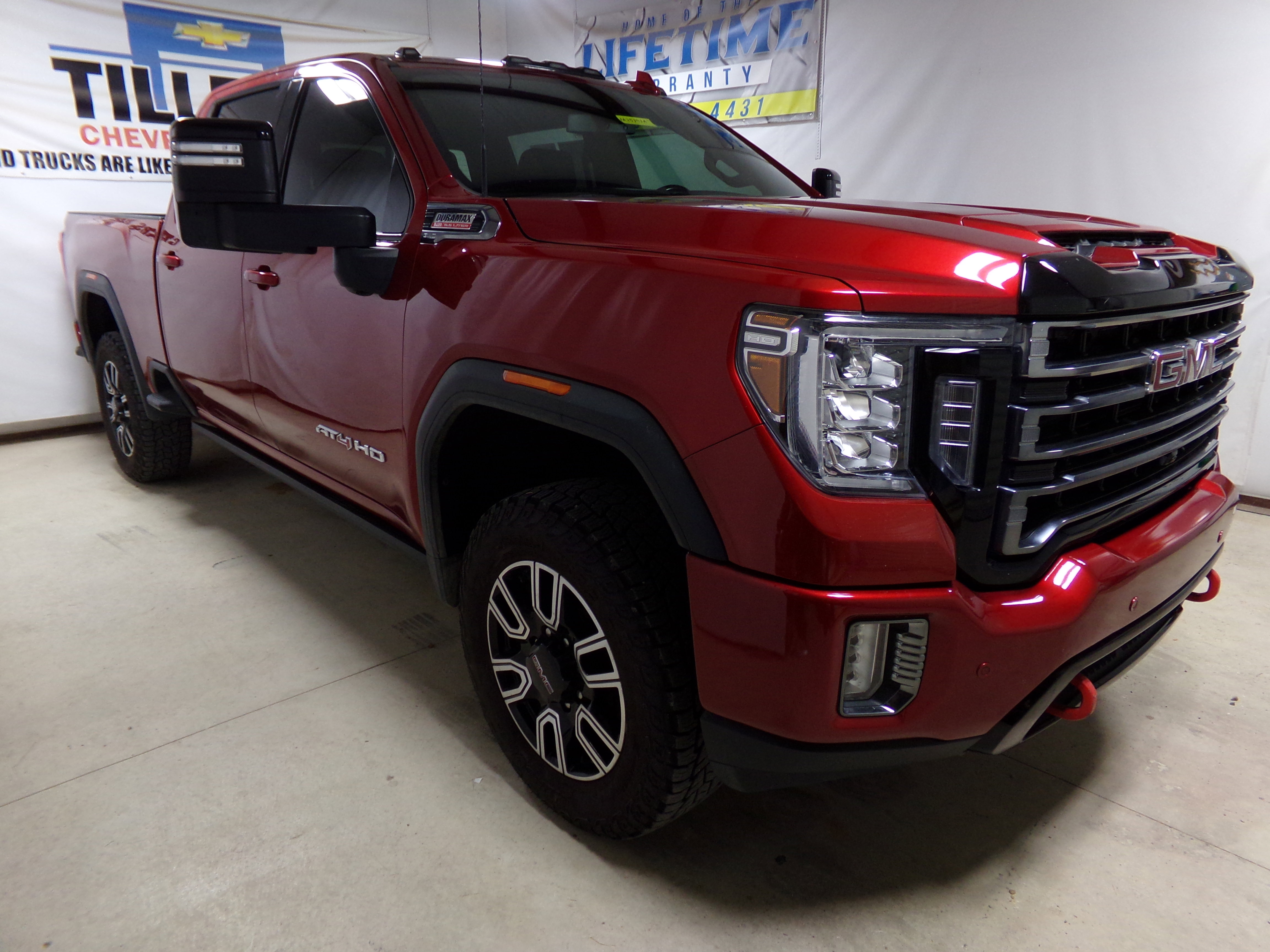 2022 GMC Sierra 2500HD AT4's photo