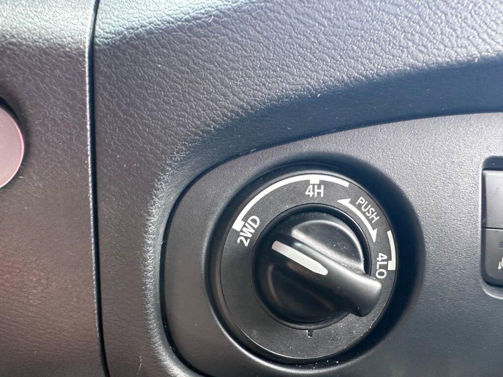 2022 Nissan Frontier S PRO-4X photo 26