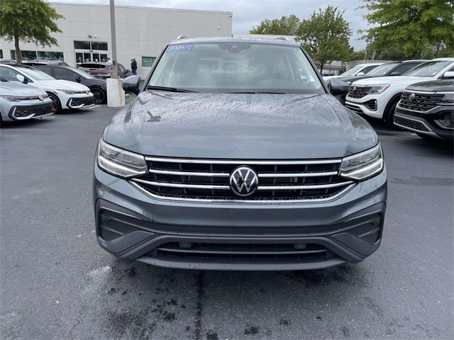 2024 Volkswagen Tiguan SE Wolfsburg Edition photo 2