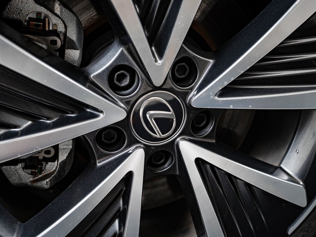 2023 Lexus RZ 450e Premium photo 8