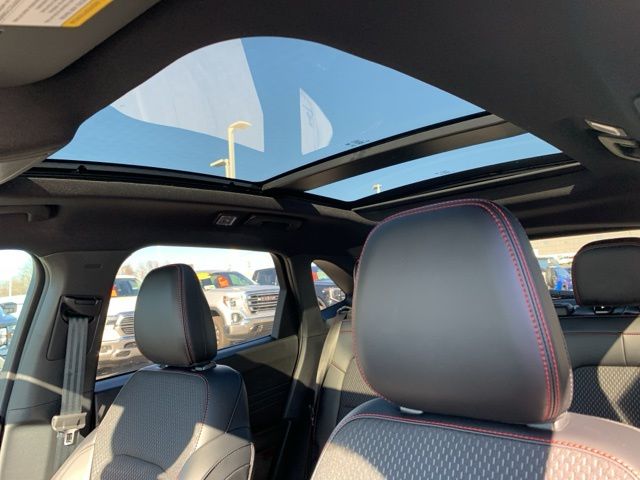 2025 Ford Escape ST-Line photo 20