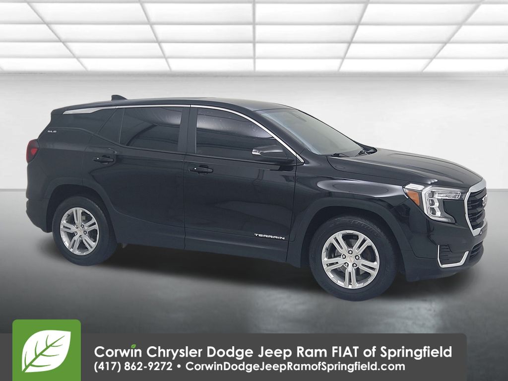 2022 GMC Terrain SLE's photo