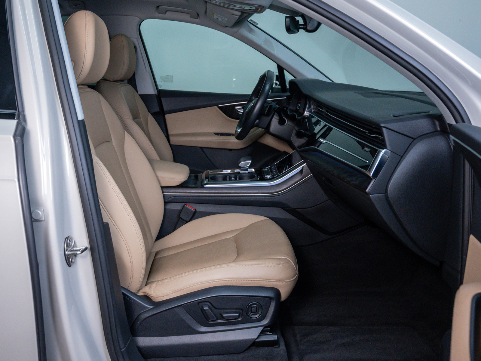 2021 Audi Q7 Premium Plus photo 10