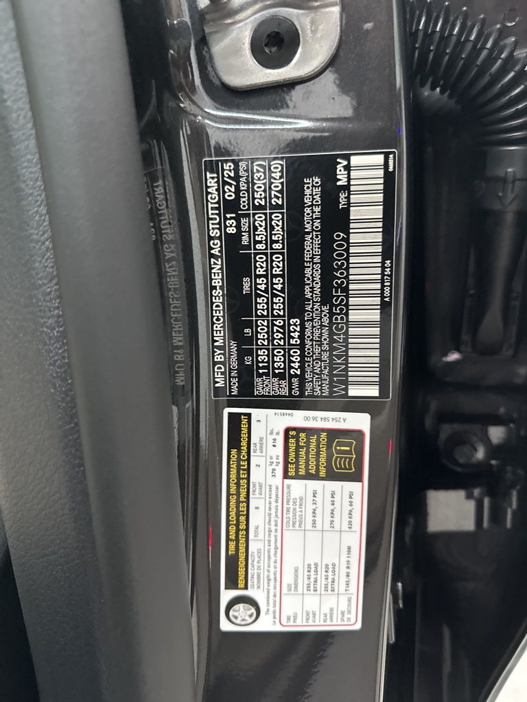 2025 Mercedes Benz GLC 300 photo 28