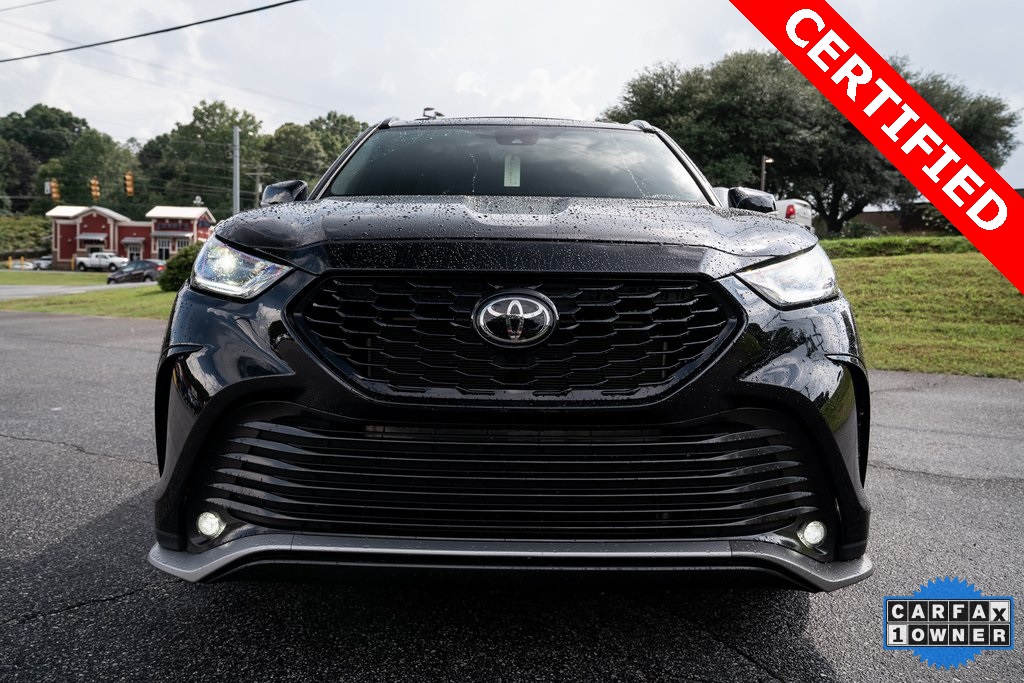 2024 Toyota Highlander XSE photo 2