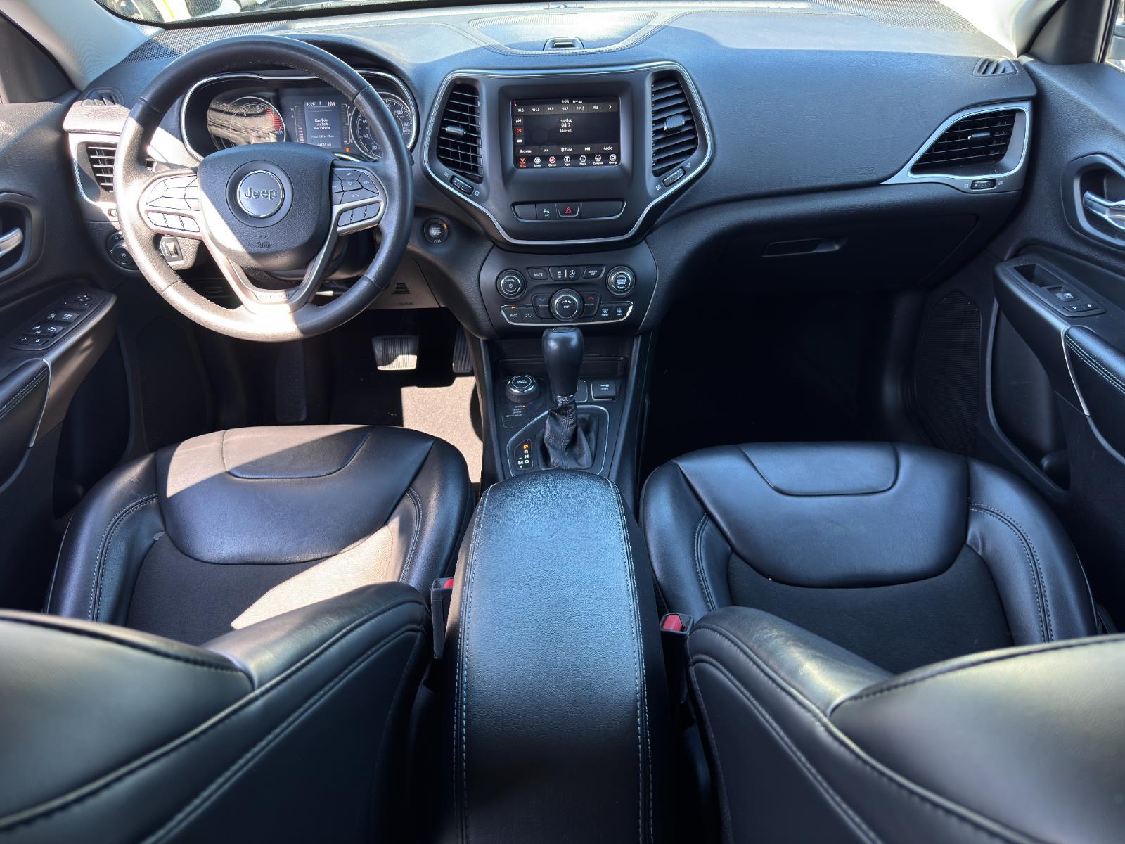 2020 Jeep Cherokee Latitude photo 23