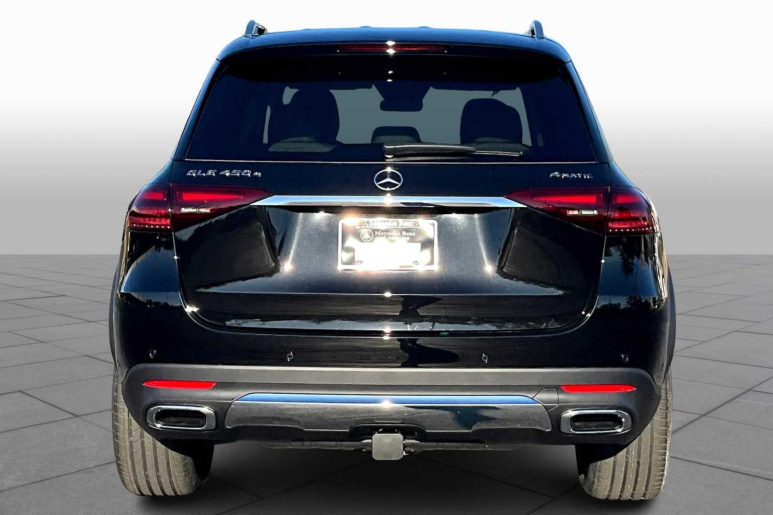 2025 Mercedes Benz GLE 450 4MATIC photo 4