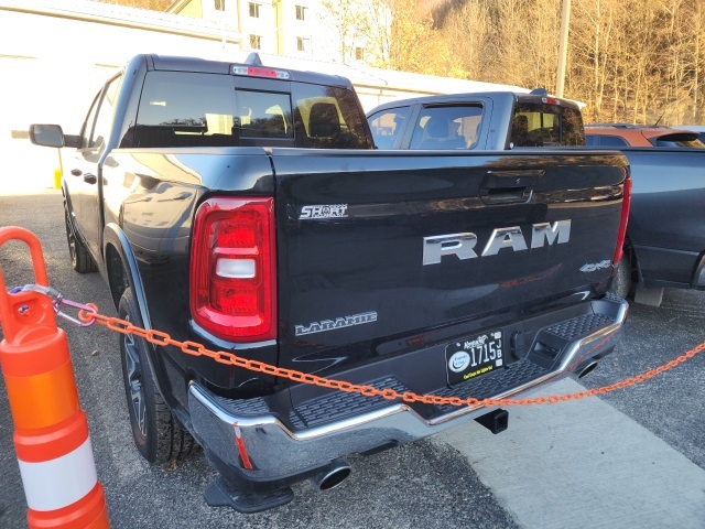 2025 Ram 1500 Laramie photo 2
