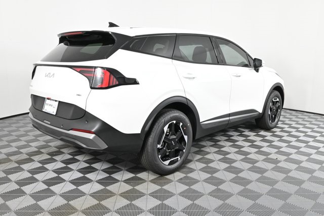 2026 Kia Sportage Hybrid S photo 2
