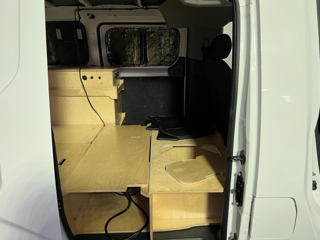 2021 Nissan NV200 S photo 25