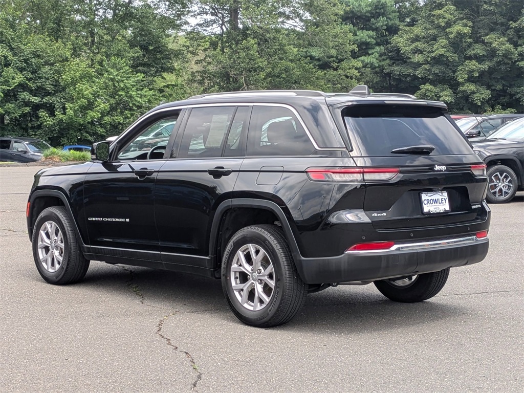 2022 Jeep Grand Cherokee Limited photo 3