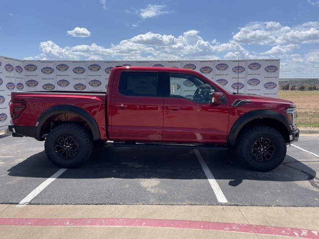 2025 Ford F-150 Raptor's photo