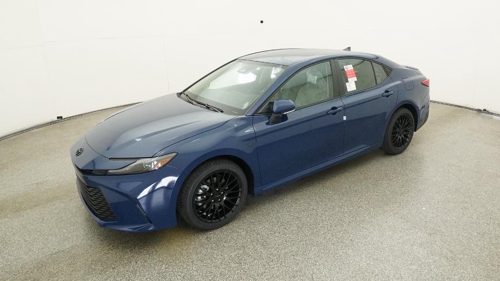 2026 Toyota Camry LE's photo