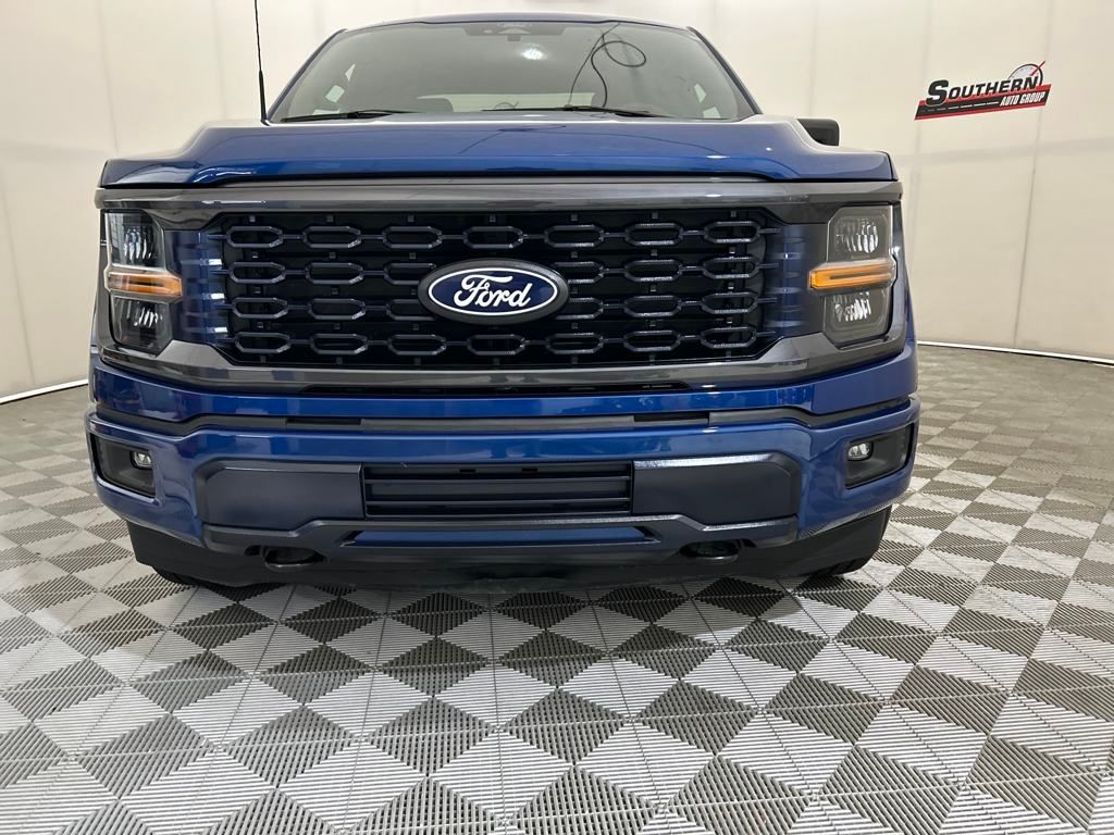 2025 Ford F-150 STX photo 17