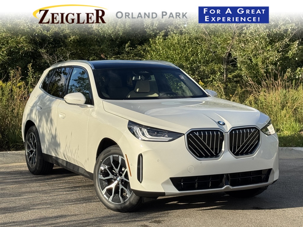 2026 BMW X3 30's photo